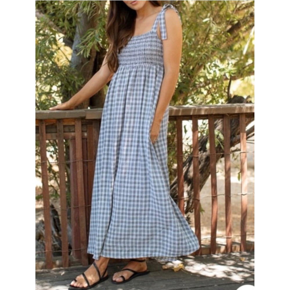 Carly Jean Los Angeles CJLA | Camille Maxi Dress Med Black White Plaid Smocked‎